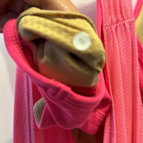 Lululemon No Limits Tank Size 8 - Picture 4 of 6